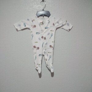 Carter's Onsie Sleeper w/feet